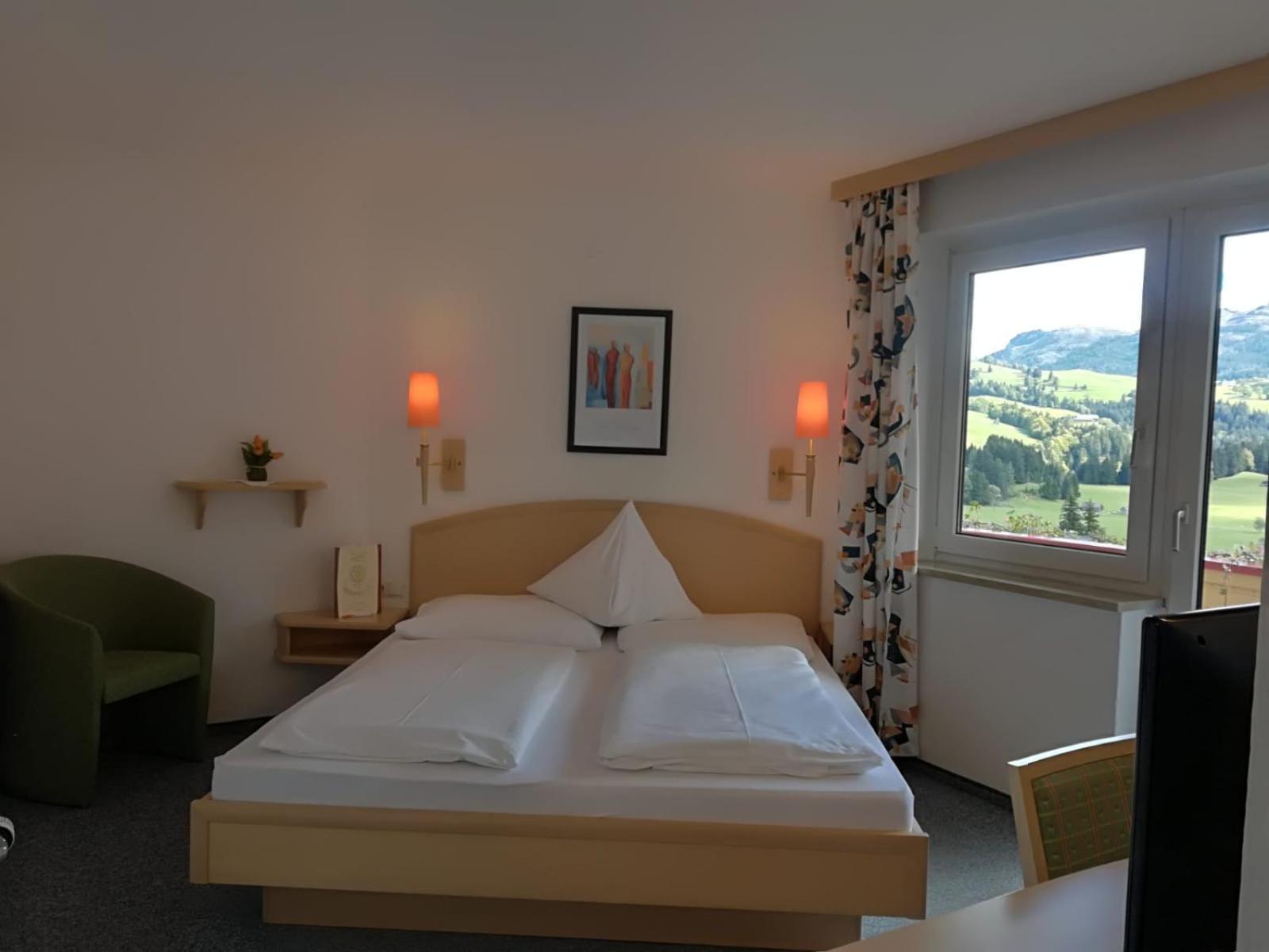 Hotel Pension Sonnenuhr Tauplitz Exteriör bild