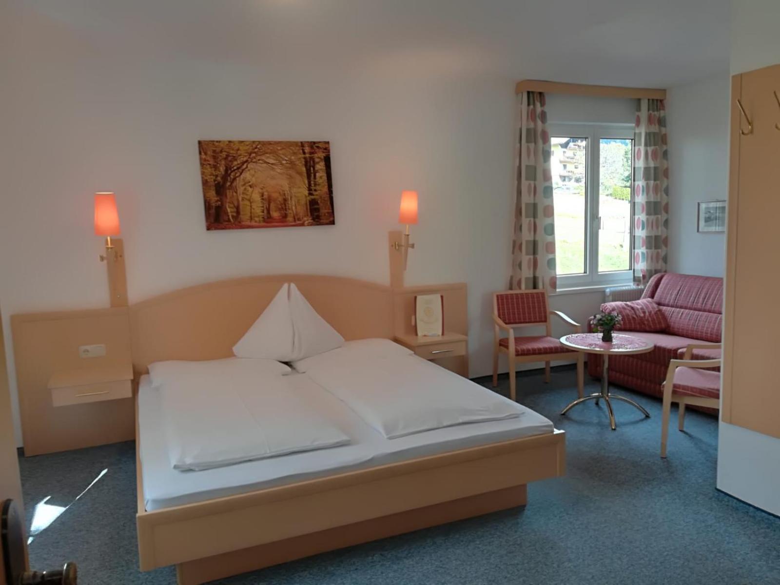 Hotel Pension Sonnenuhr Tauplitz Exteriör bild